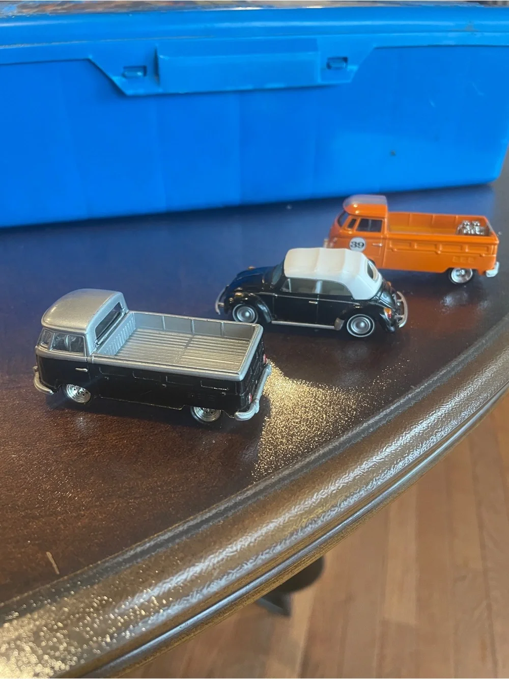3 Johnny Lighting Die cast, 1:64 vintage VW collection
